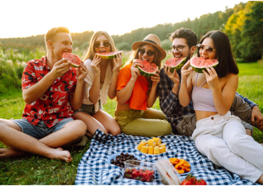 picnic-with-friends